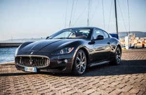 La maserati gran turismo s è l'auto ideale per i nati sotto il segno dei pesci