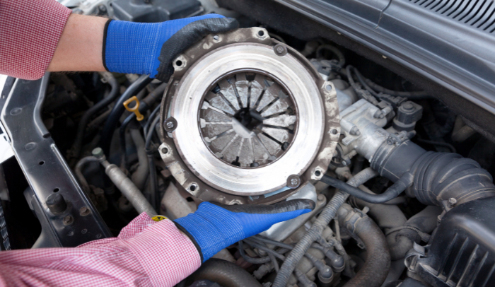 come funziona una frizione