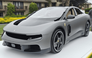 Ferrari Luce grigia esposta a Pebble Beach nell'agosto 2026